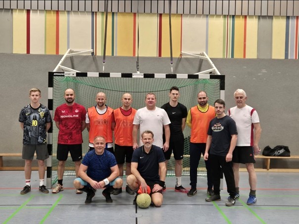 Hallenfussball